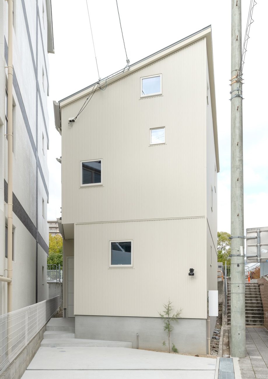 デザイン住宅建築実例_外観・注文住宅『CASE782 ねこと暮らす家』の建築実例・施⼯例の写真・建物外観全体