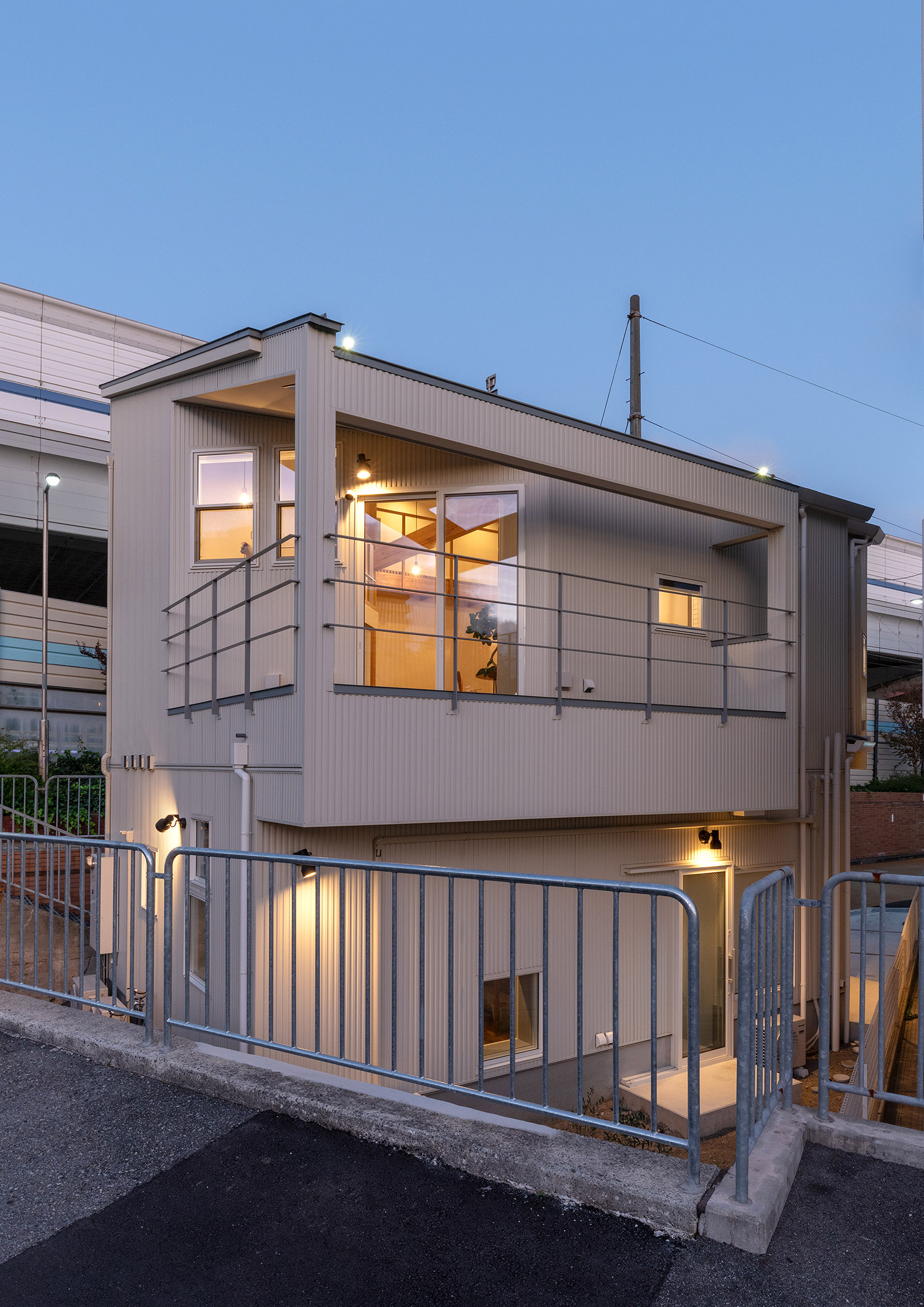 デザイン住宅建築実例_外観・注文住宅『CASE782 ねこと暮らす家』の建築実例・施⼯例の写真・建物外観