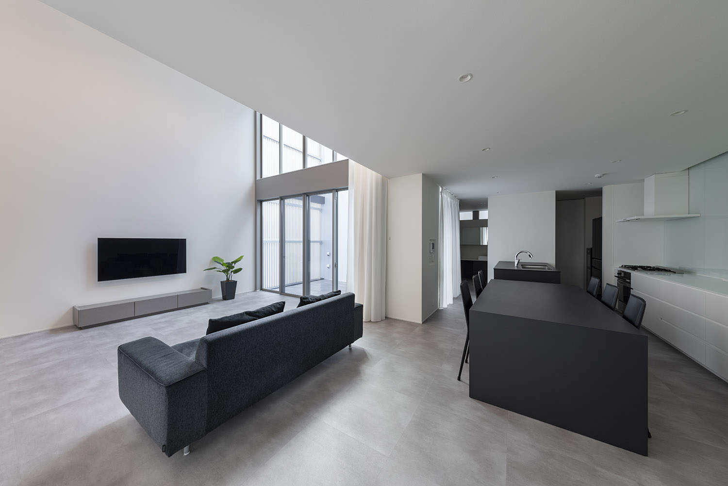 デザイン住宅建築実例_外観・注文住宅『CASE783 Refined』の建築実例・施⼯例の写真_LDK