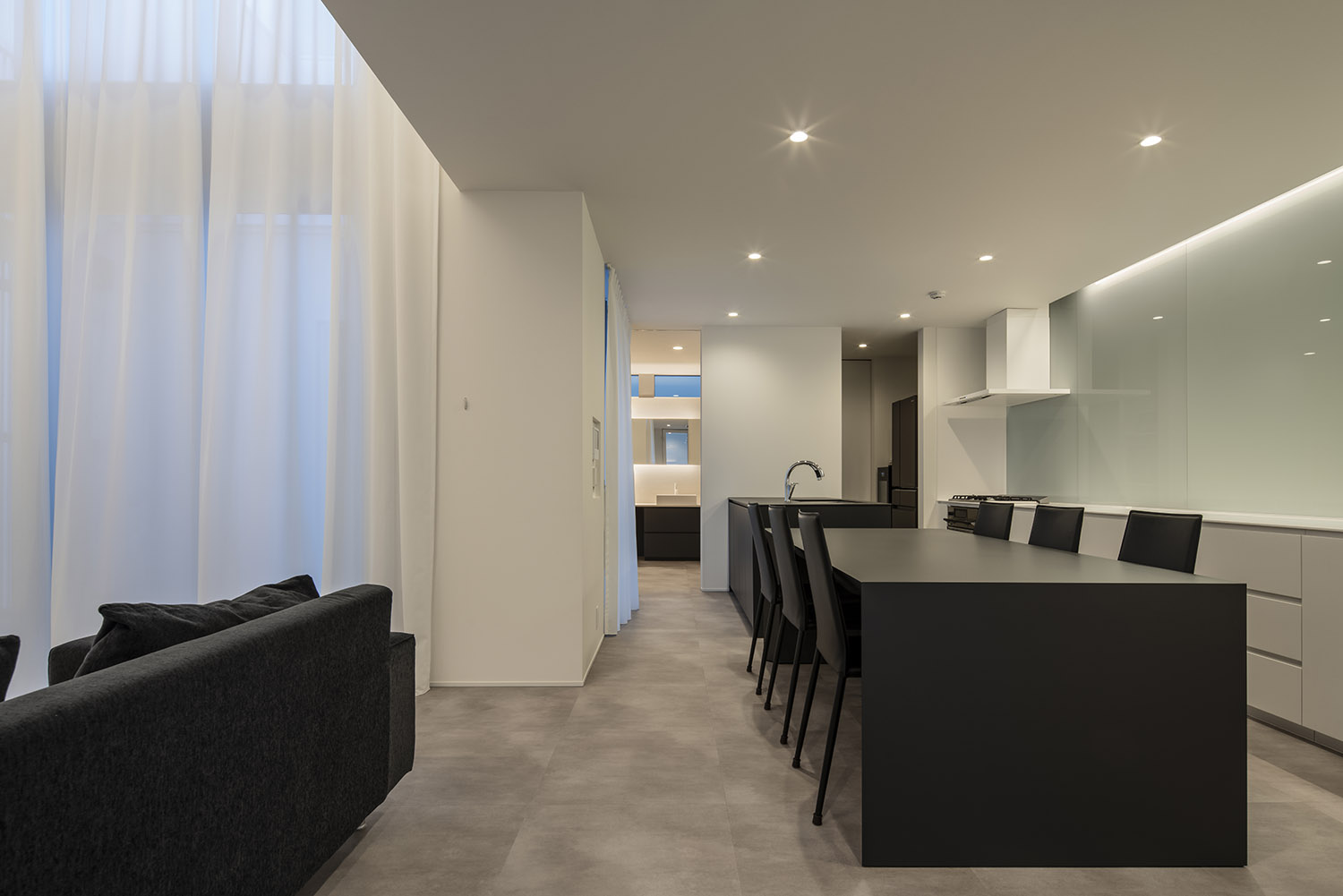 デザイン住宅建築実例_外観・注文住宅『CASE783 Refined』の建築実例・施⼯例の写真_LDK