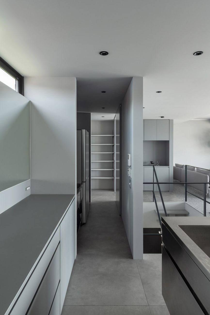 デザイン住宅建築実例_外観・注文住宅『CASE785 凪の邸』の建築実例・施⼯例の写真_キッチン