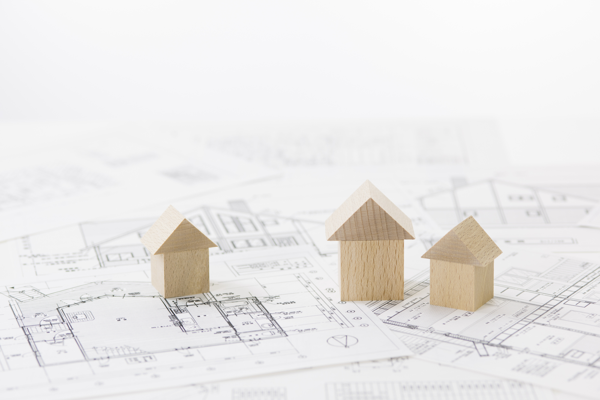 一軒家の坪数の平均は?建坪と延べ坪の違いや間取り例を紹介