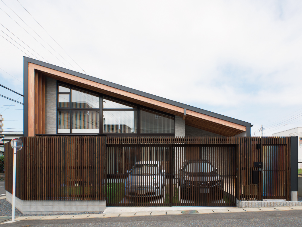 CASE480 注文住宅「大屋根の垂木の家」の建築実例