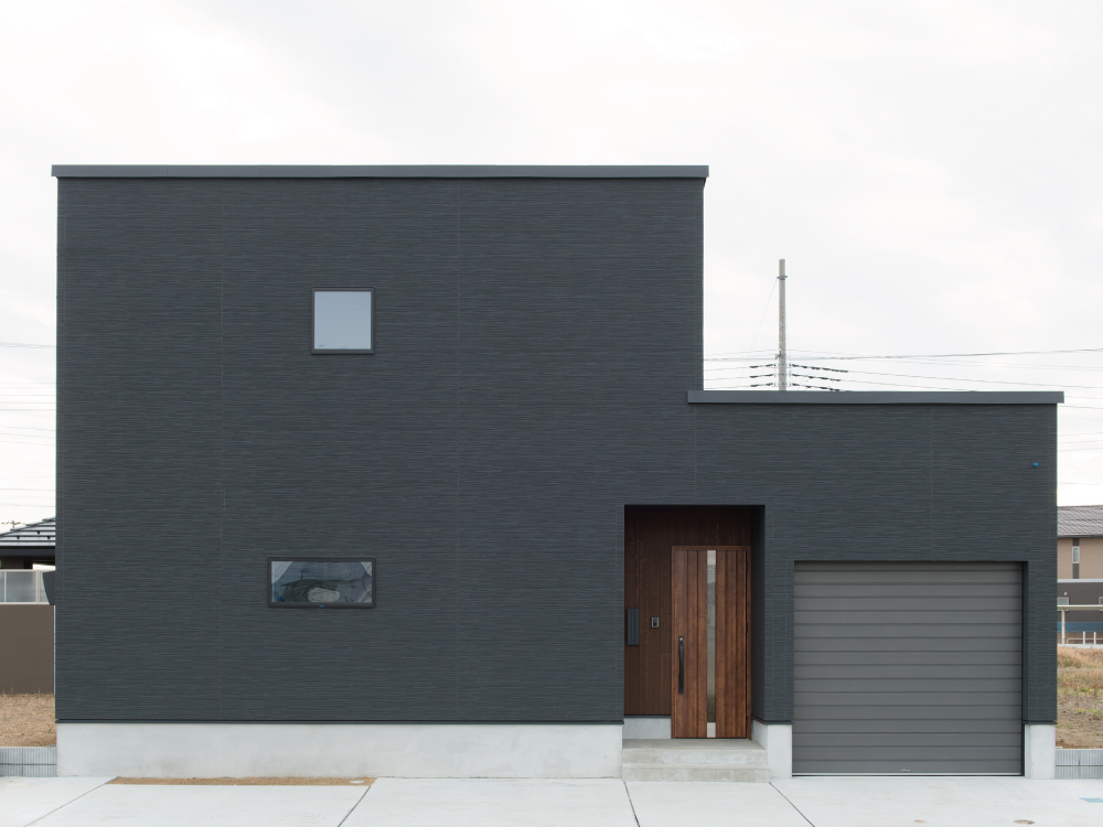 CASE611 注文住宅「黒曜×石英」の建築実例