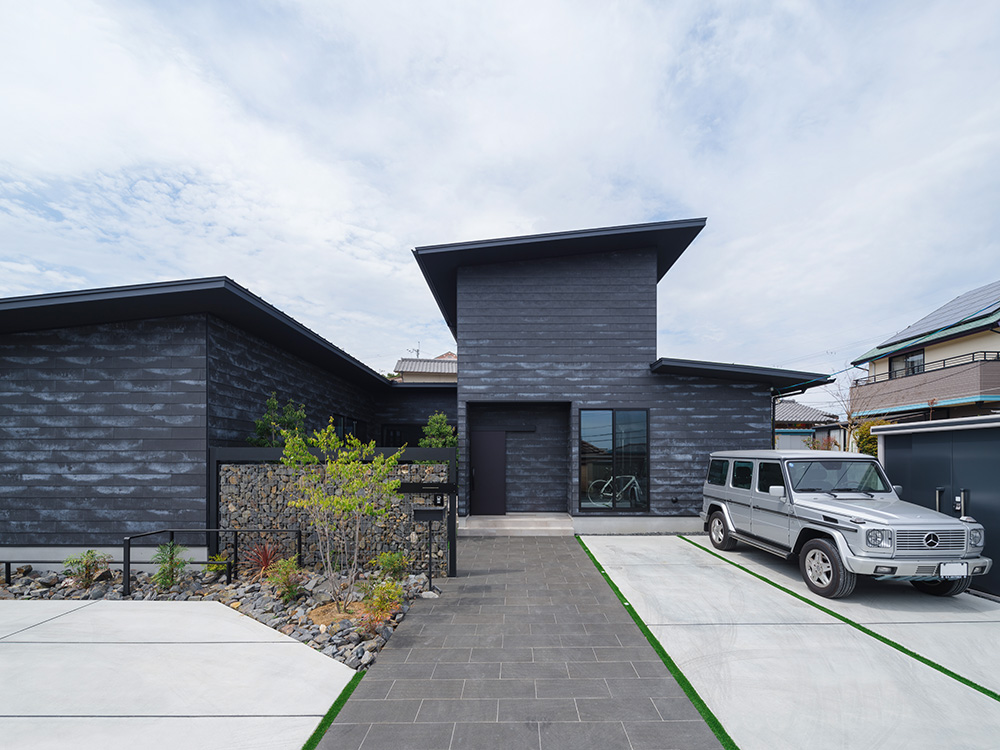 CASE747 注文住宅「濃漆喰の家」の建築実例