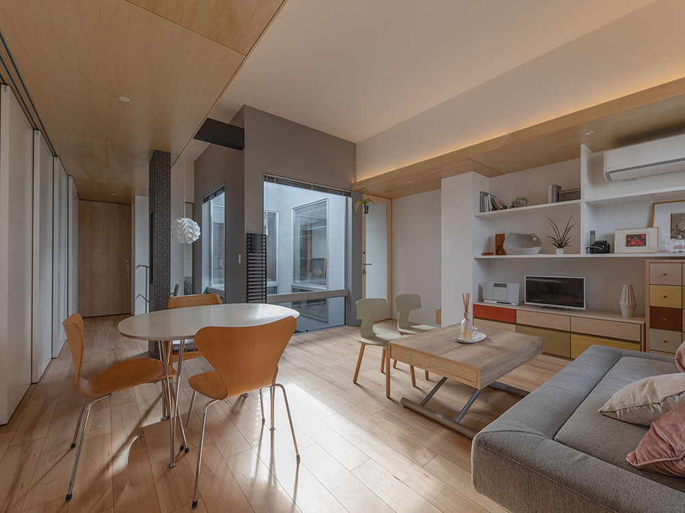 CASE761 注文住宅「光と明かりの交錯」の建築実例