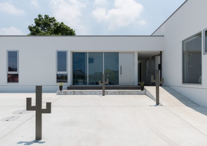 玄関前のサボテンが欲しい!奥様の要望をオブジェに!