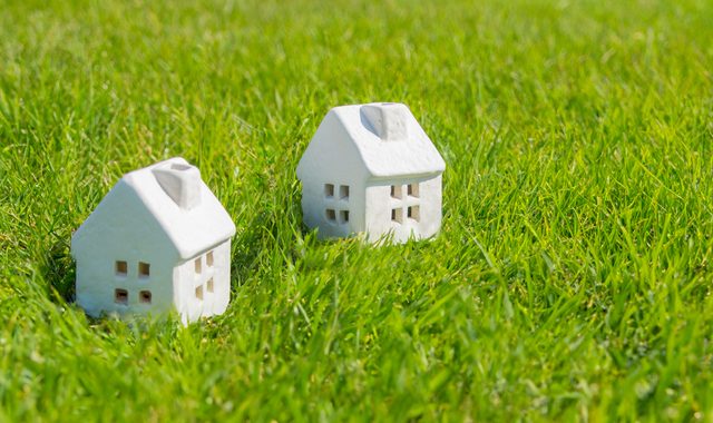 土地ありで家を建てる費用相場は？内訳や諸費用、安く抑えるコツを徹底解説